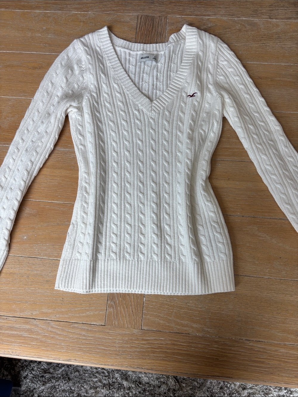 Hollister Cream/white Cable Knit V-Neck Sweater